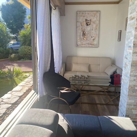 Appartement Confortable, Petite Vue Mer Et Piscine Κασί Εξωτερικό φωτογραφία